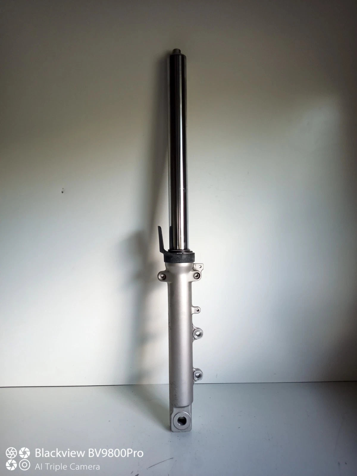 Tube de fourche gauche SUZUKI BANDIT 1200 de 2002