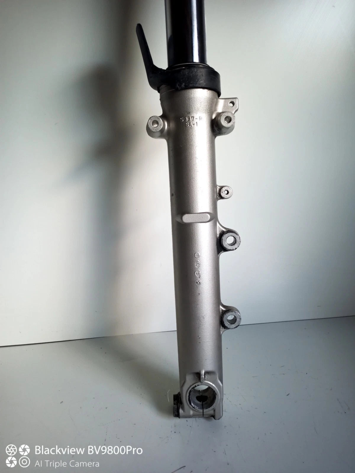 Tube de fourche droit SUZUKI BANDIT 1200 de 2002