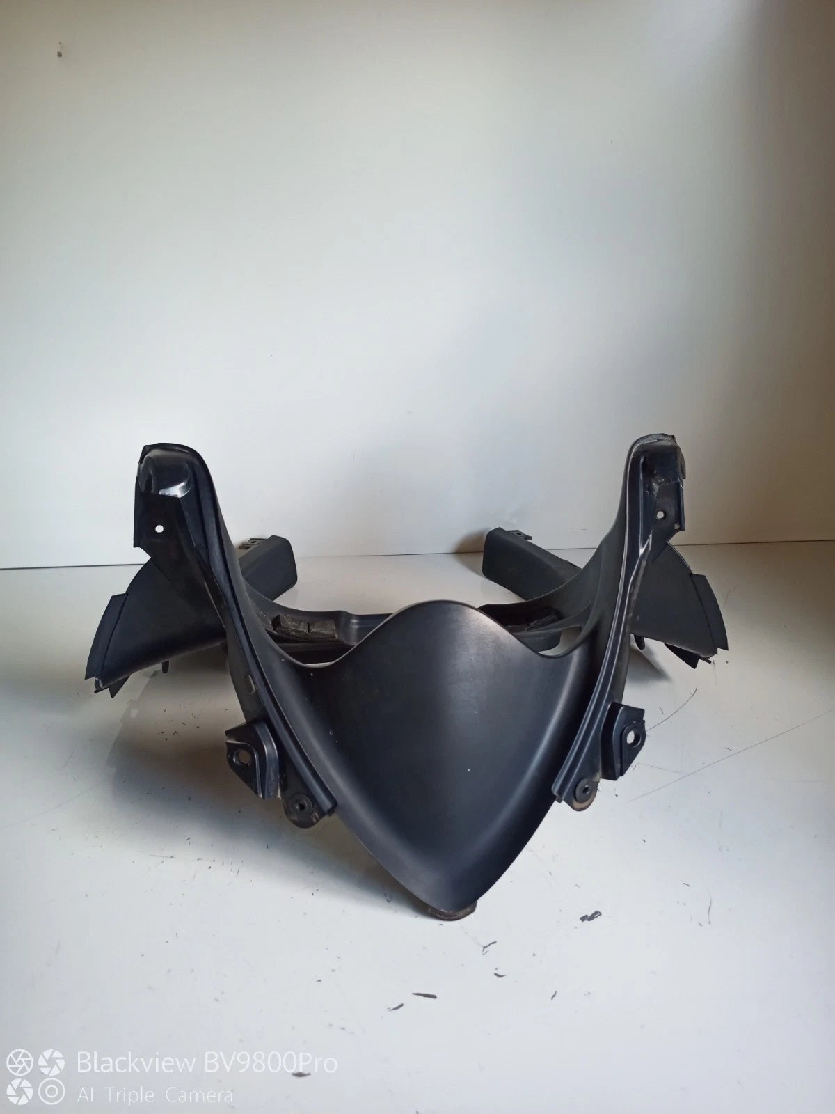 Carénage contour de compteur SUZUKI BANDIT 600 S de 2001