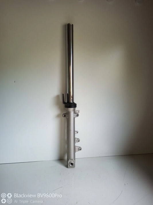 Tube de fourche gauche SUZUKI BANDIT 600 S de 2001