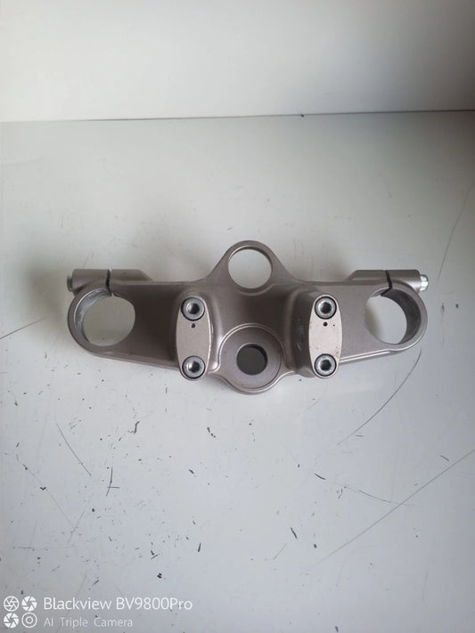 Té de fourche supérieur SUZUKI BANDIT 600 S de 2001