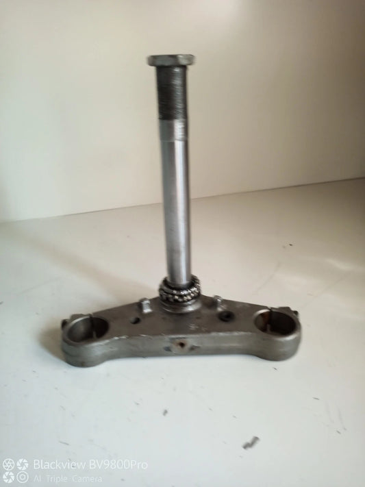 Té de fourche inférieur YAMAHA 50 DT de 1996
