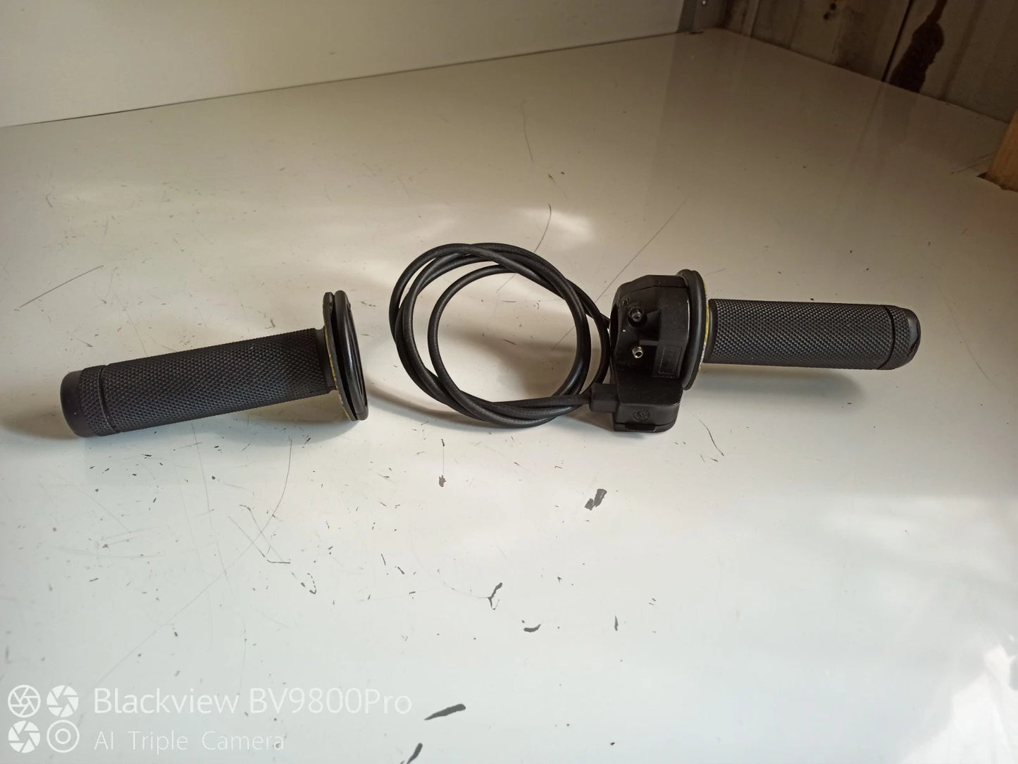 Ensemble poignée et cable accélérateur YAMAHA 50 DT de 1996