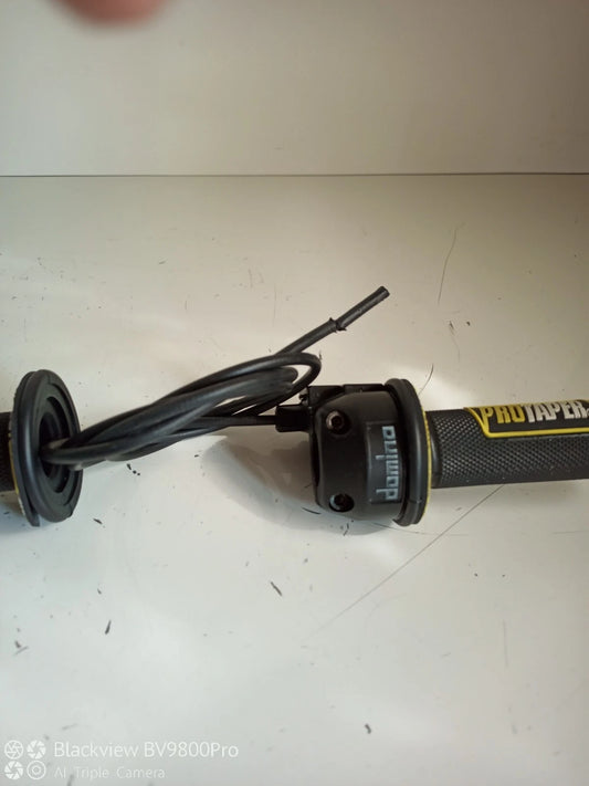 Ensemble poignée et cable accélérateur YAMAHA 50 DT de 1996