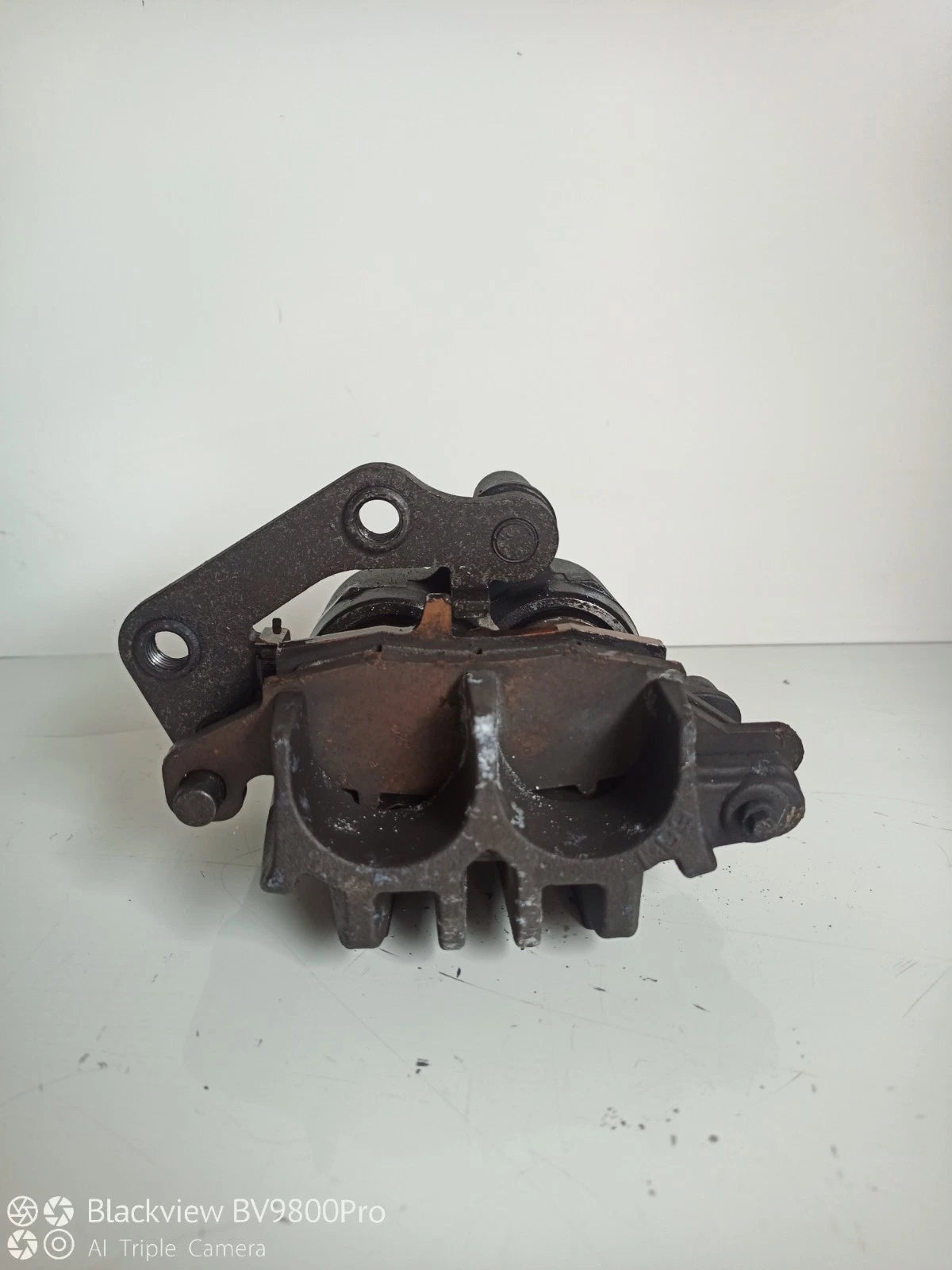 Etrier de frein avant gauche KAWASAKI Z750 de 2004