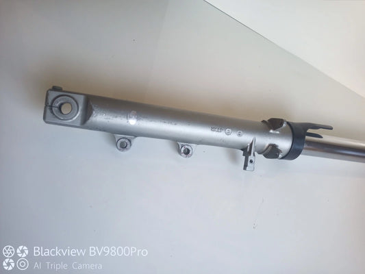 Tube de fourche droit YAMAHA TDM 850 de 1997