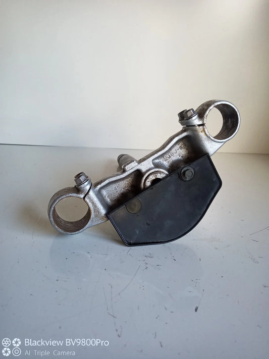 Té de fourche inférieur SUZUKI SV650N de 2007
